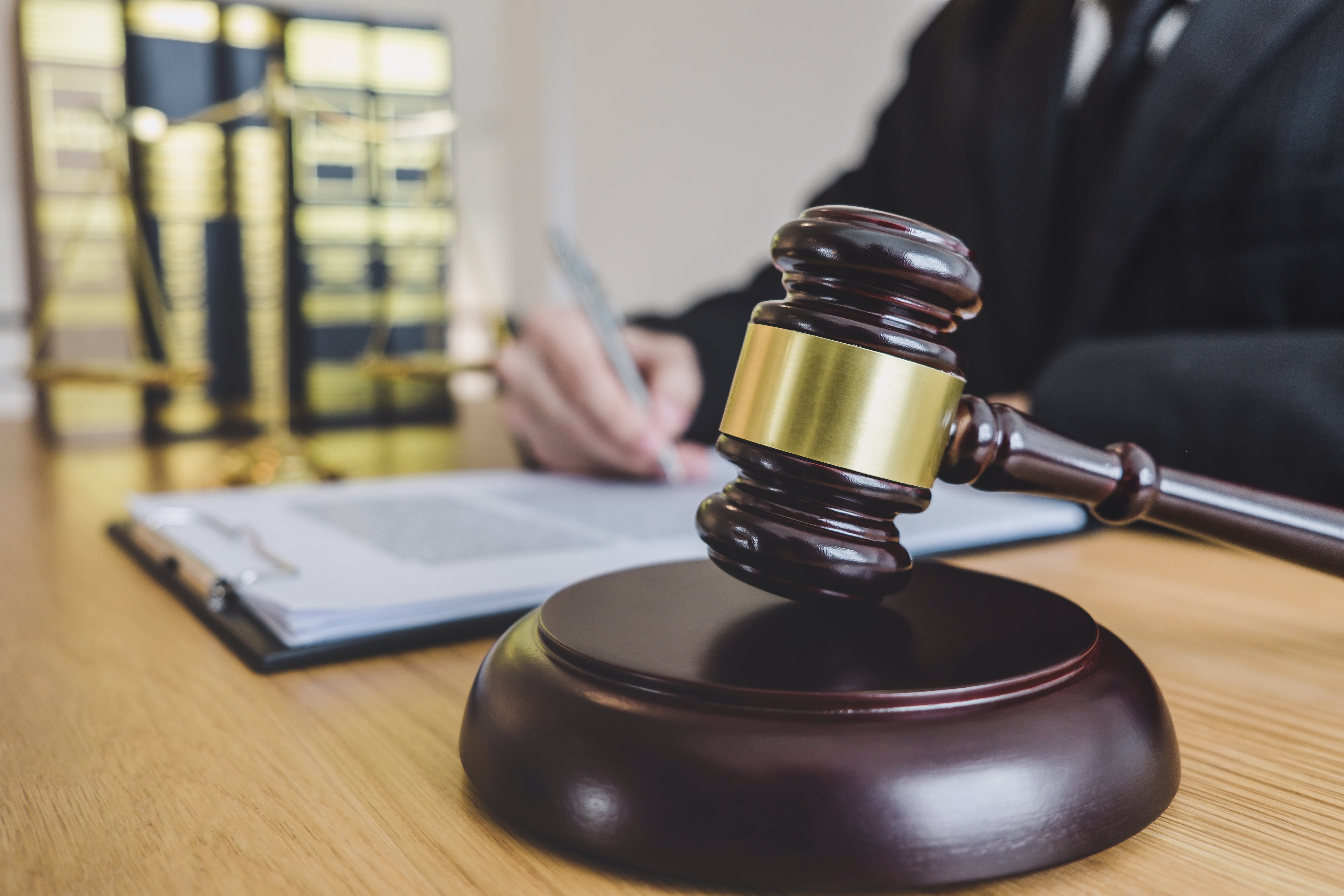 Cary J. Wintroub & Associates - Tus Abogados de Accidentes